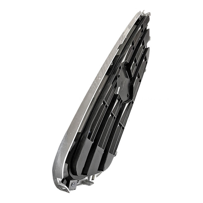 OE NO. C5531010102A0 フォトン製 ポルシェ・グラトゥールix5用のフロントバンパー装飾用ストライプ